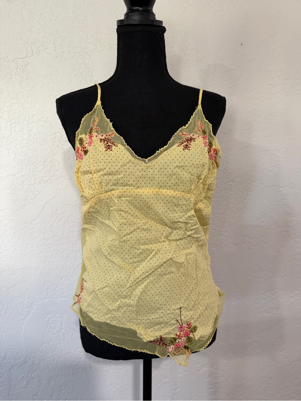 Y2K Andrew & Co Yellow Floral Embroidered Lace-Trim Cami